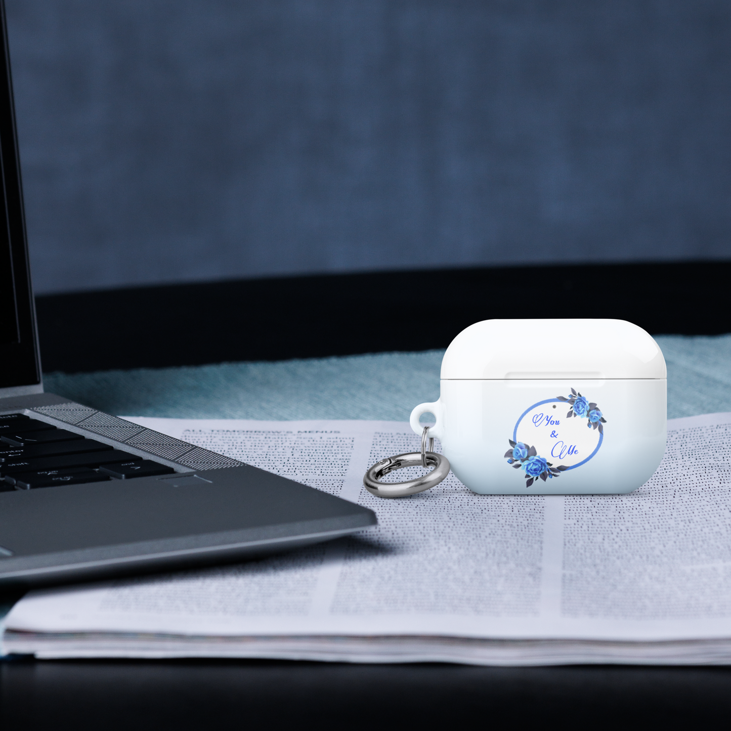 AirPods® Case - Love Story Unveiled