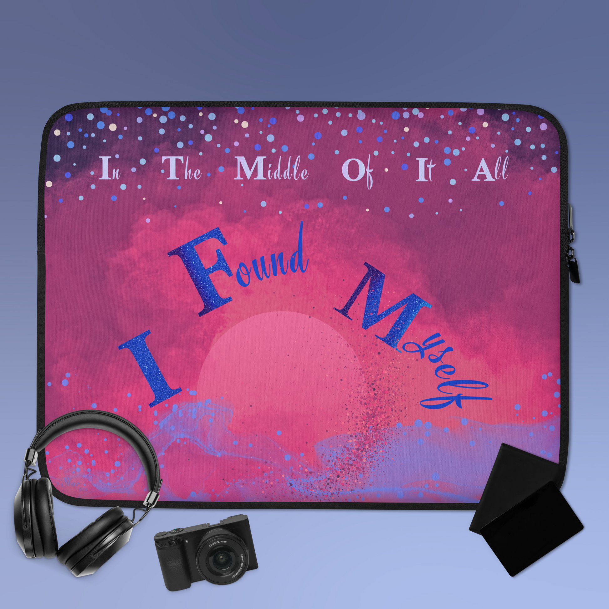 LaptopSleeve_15"_CELESTIALDREAMS_RubyDelight_StarBits 