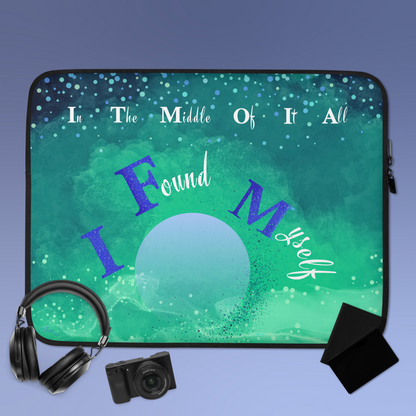 LaptopSleeve_15"_CELESTIALDREAMS_EmeraldEnigma_StarBits 